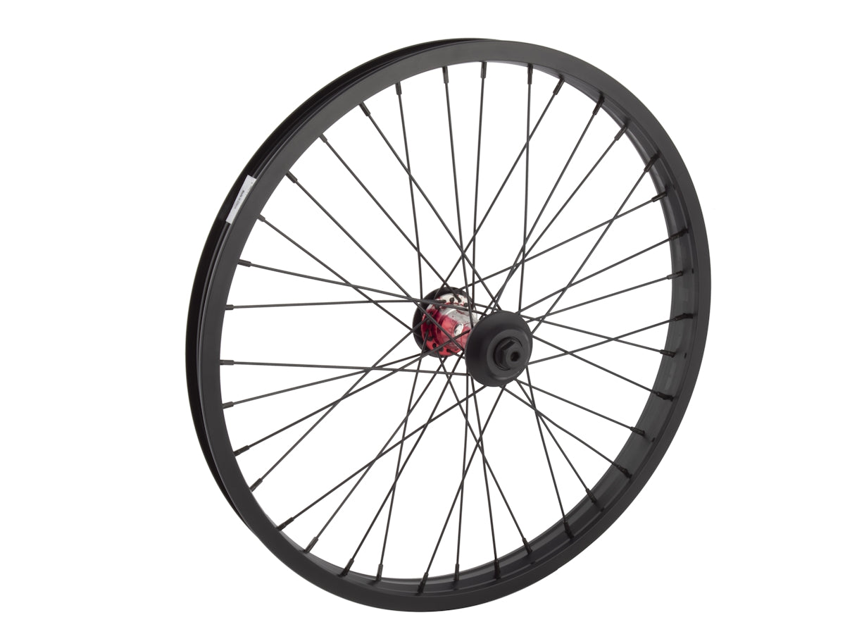 Oveja negra de alienación y símbolo de sombra en la rueda delantera