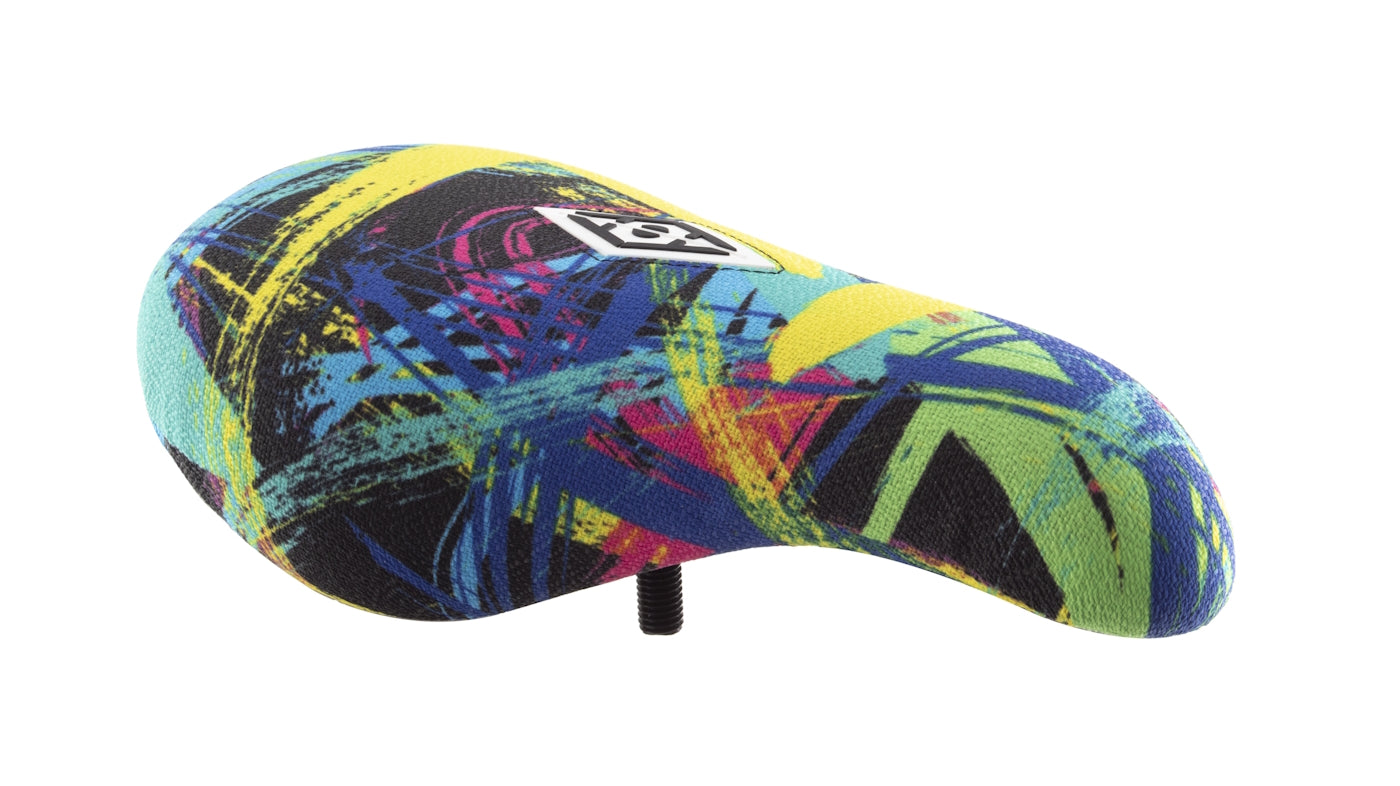 Asiento giratorio Invisible Touch de Alienation