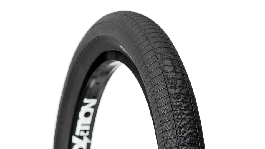 Demolition Hammerhead -S Street Tire