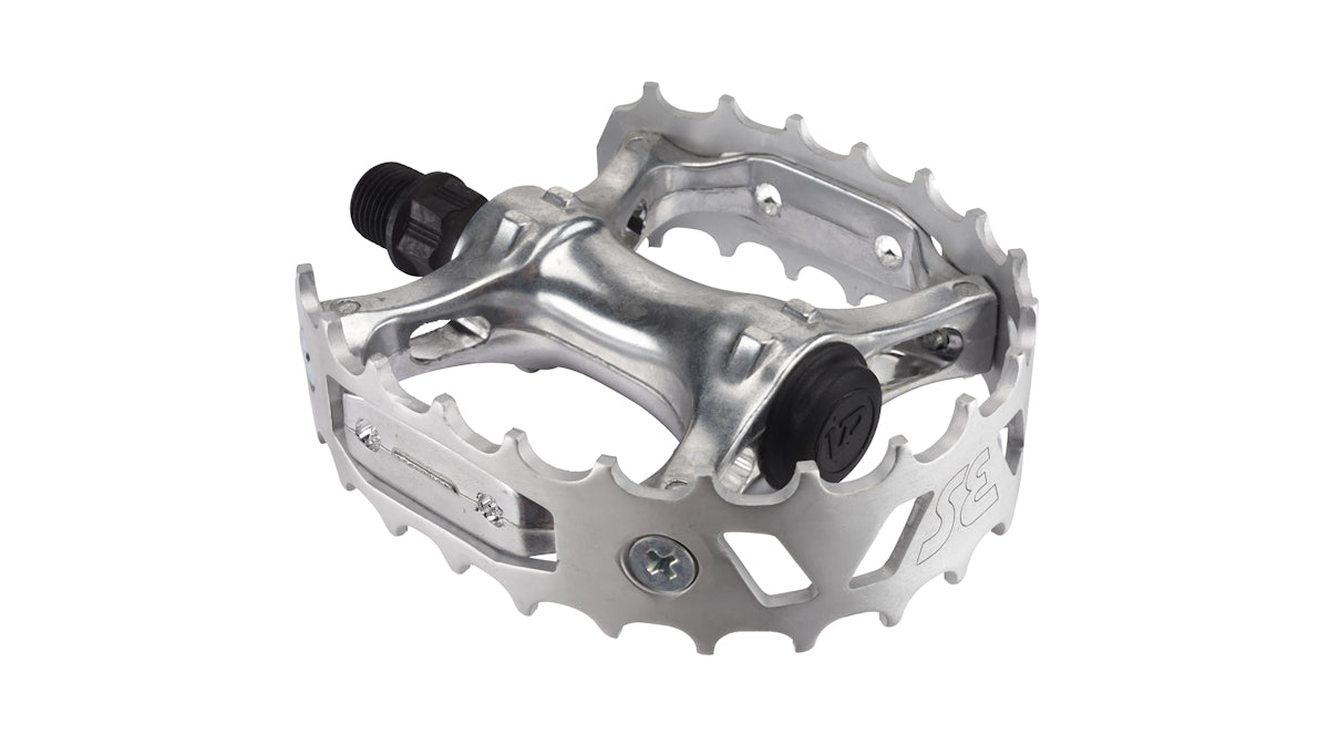 S.E. Bikes Bear Trap Style Retro Pedals