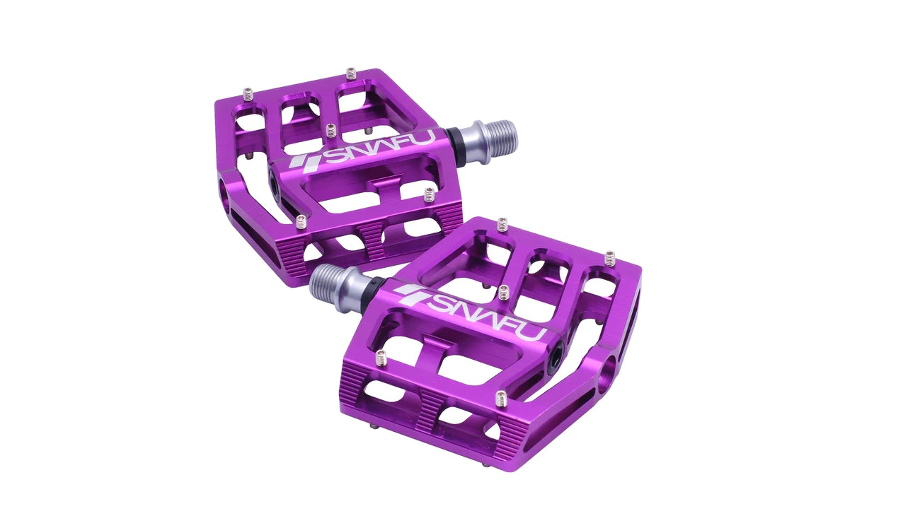 Pedales de carrera con plataforma Snafu Cactus