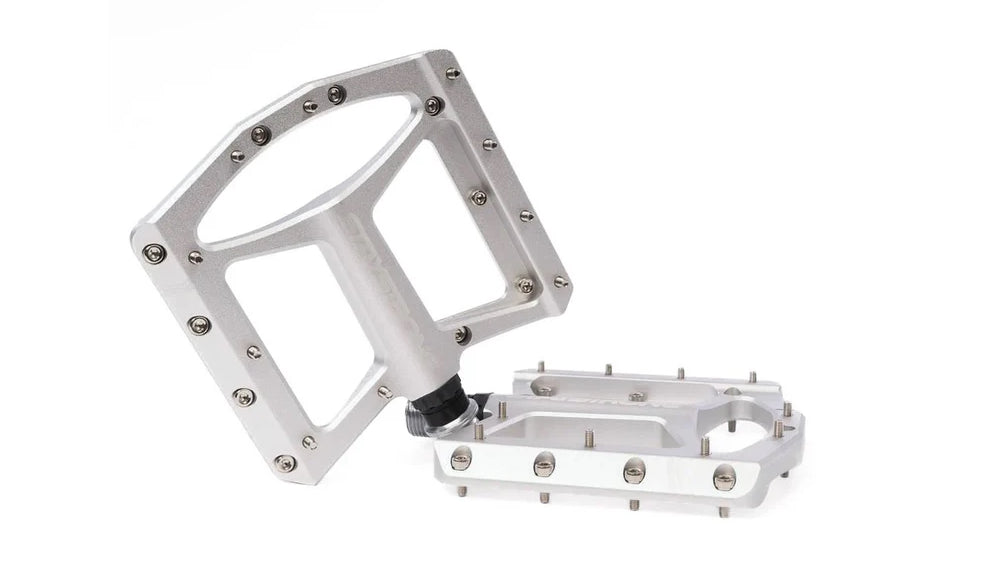 Stay Strong Force Pro Race Pedals