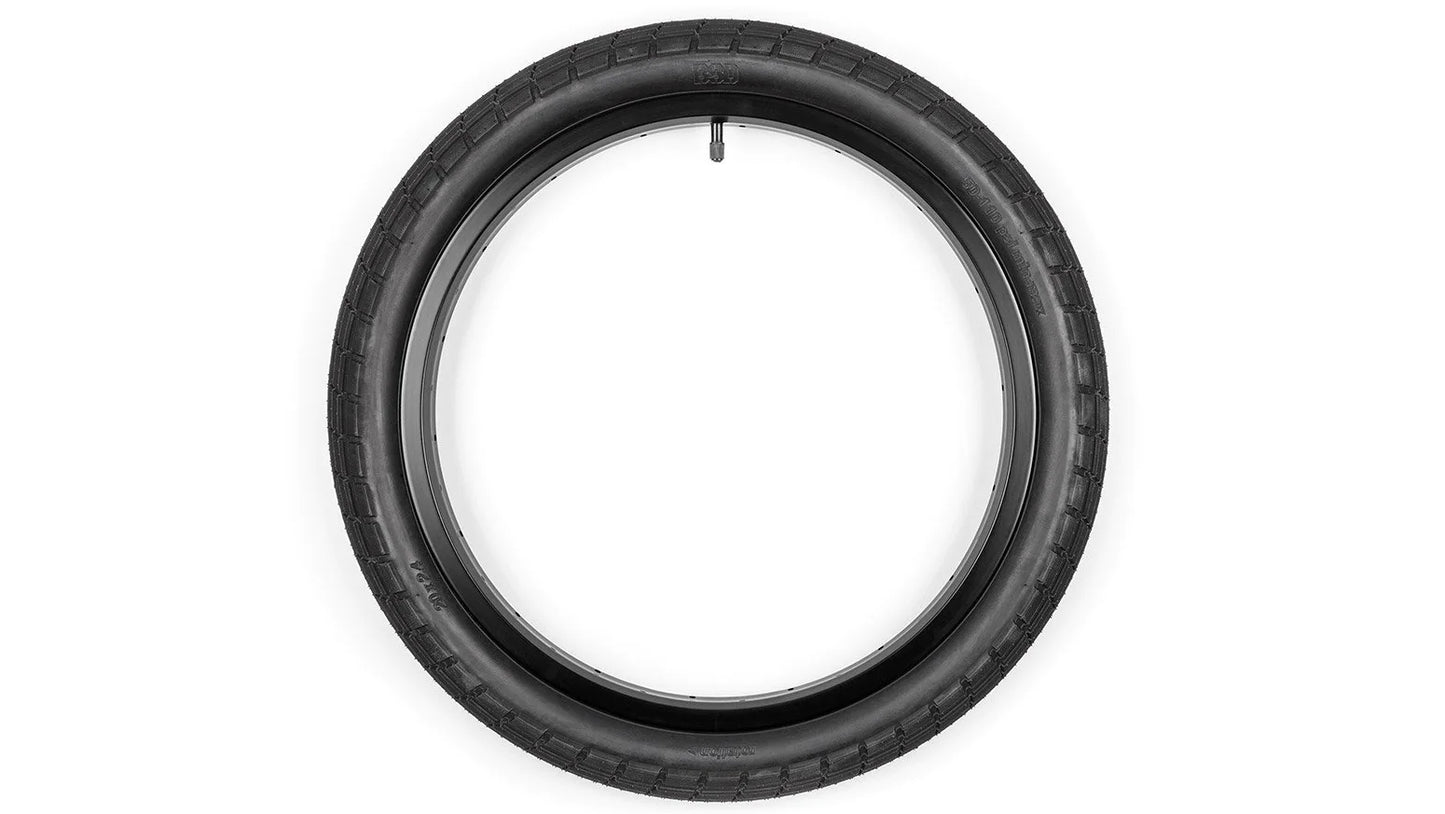 BSD Donnasqueak Tire