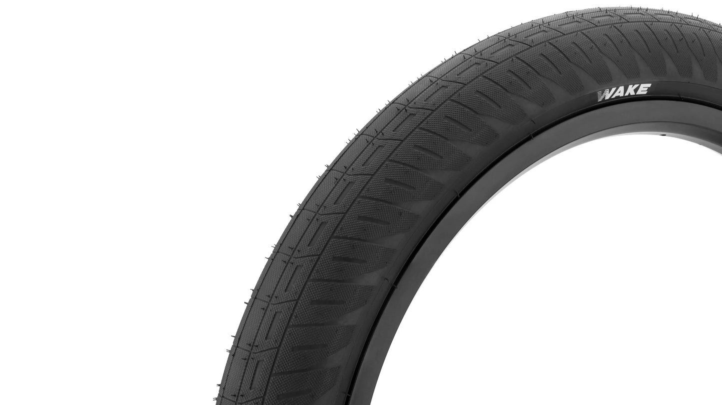 Kink Wake Tire