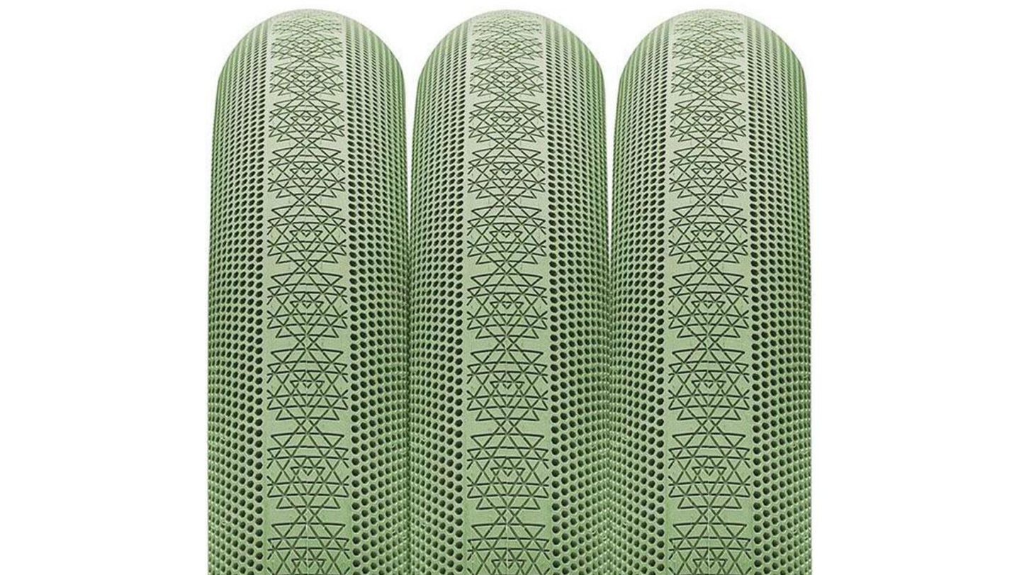 Primo Zia Tires