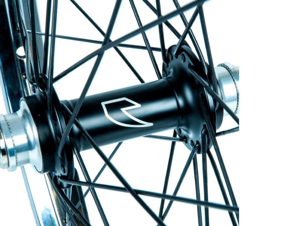 Rueda delantera dinámica de orden alta