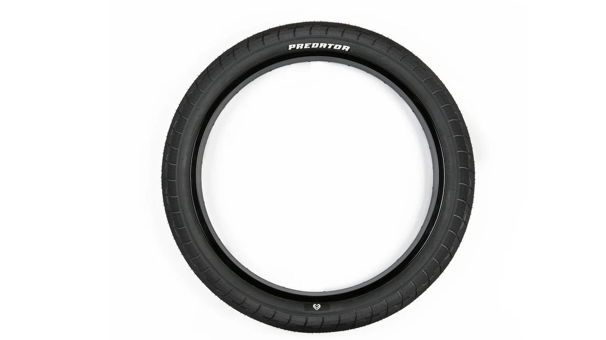 Eclat Predator Tire