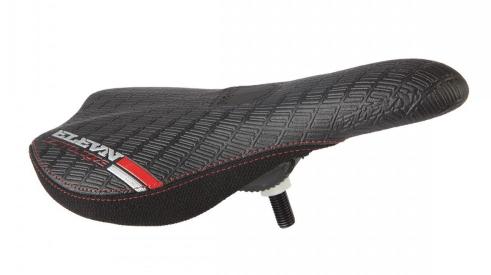 Asiento en relieve Elevn Pivotal Racing 